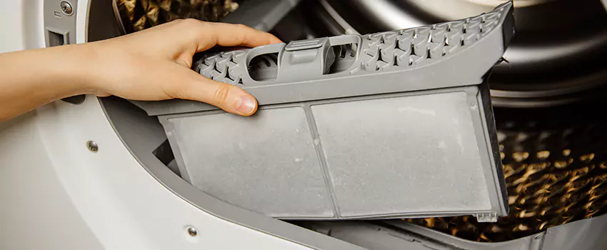 Signs Of A Clogged Dryer Lint Trap in Merrillville, Indiana